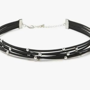 Layered leather choker